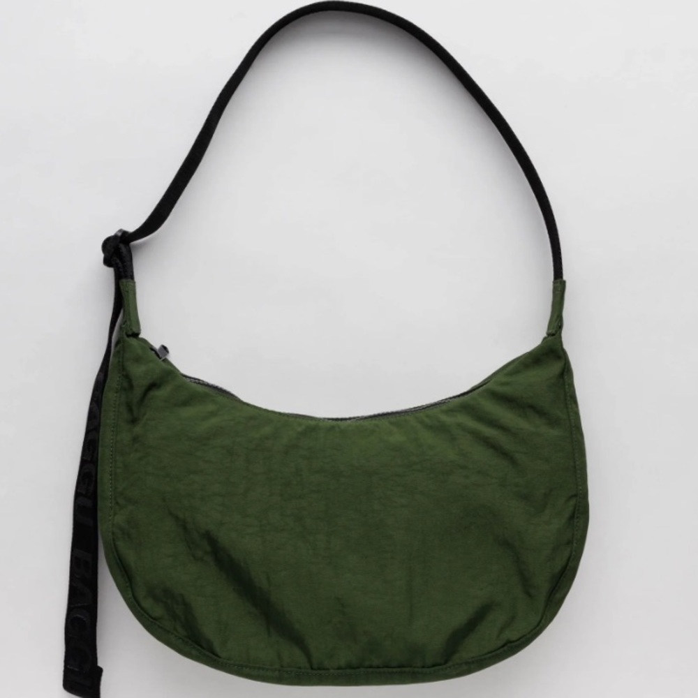NWT BAGGU Medium Crescent in Bay Laurel